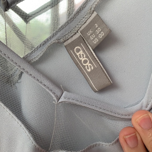 🦄 * 3/$10 * ASOS sleeveless v-neck blouse - Picture 7 of 8